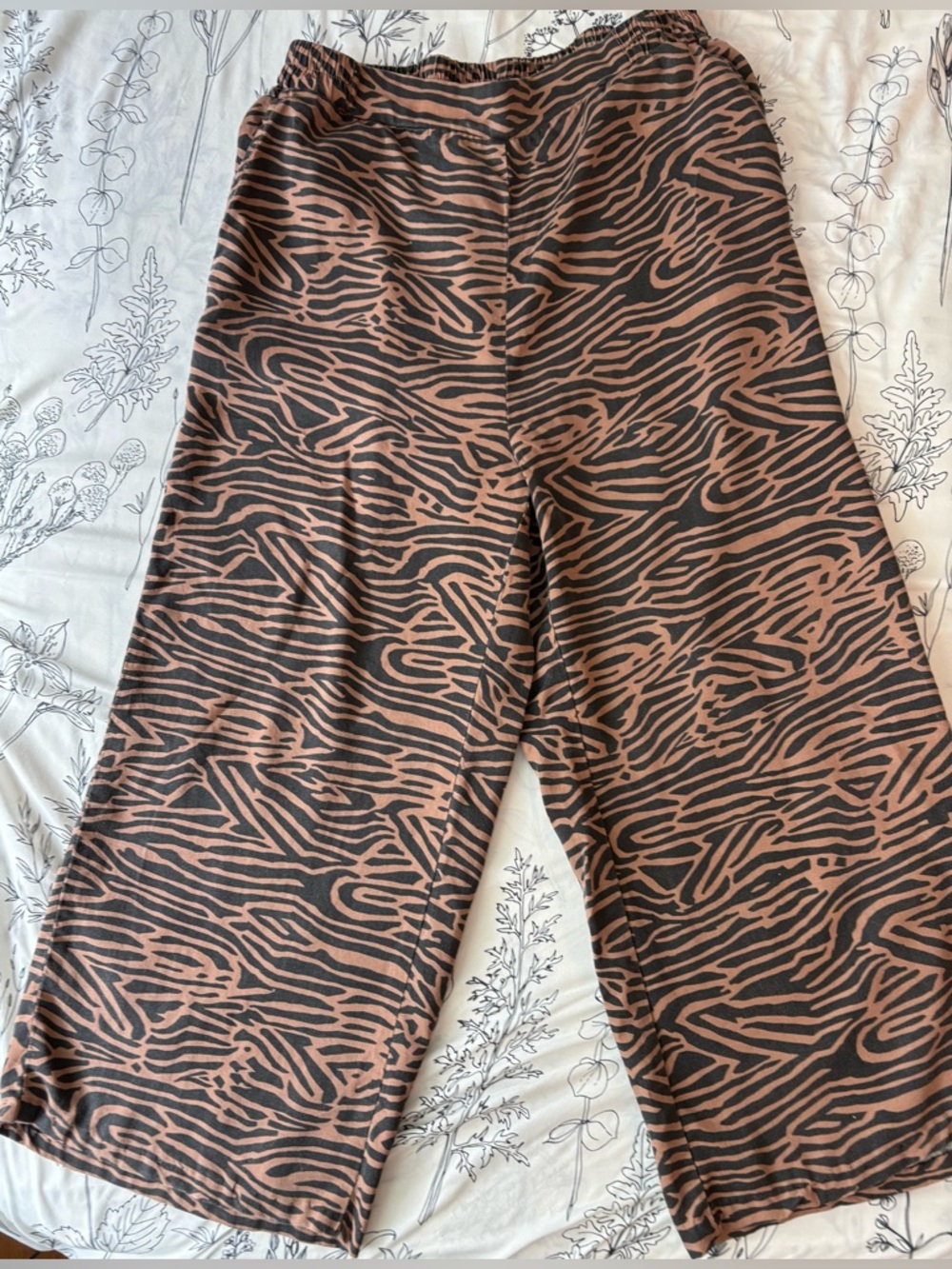 Jane and Delancey Brown and Black Zebra Print Wide-Leg Pants